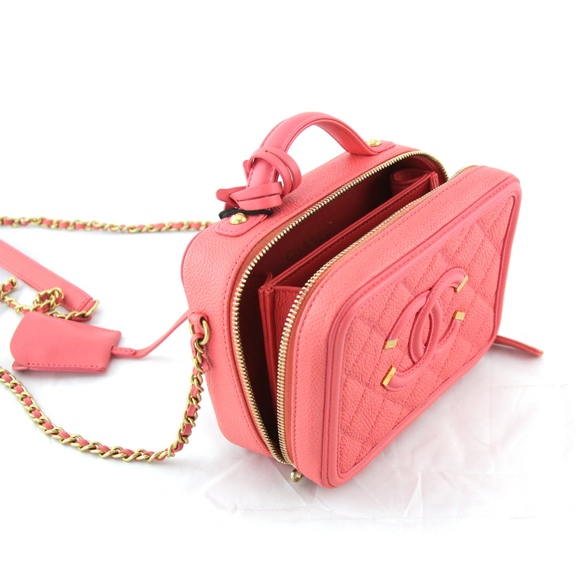 Chanel Coral Crossbody Caviar Filigree Vanity Case - Picture 7 of 8